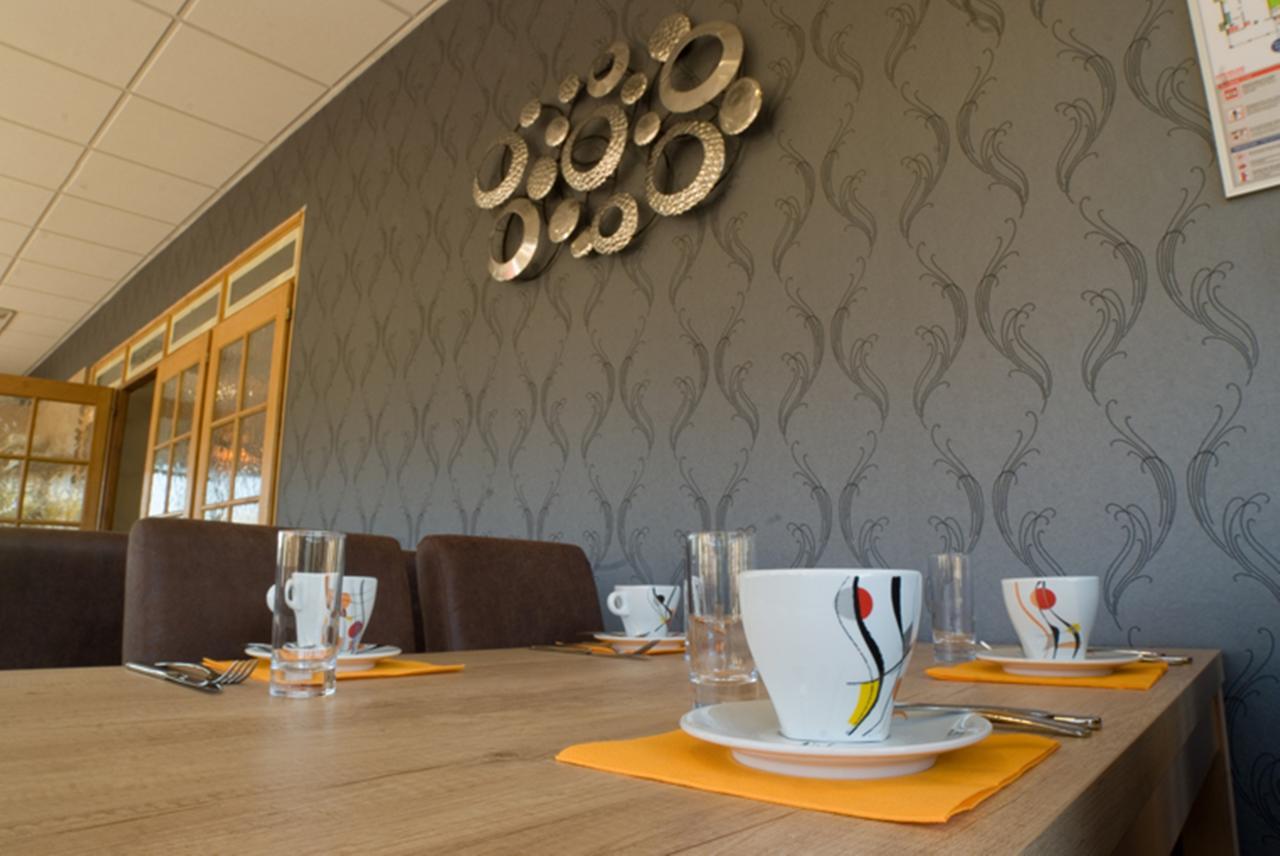 Logis Hotel Restaurant De La Madeleine Commercy Buitenkant foto